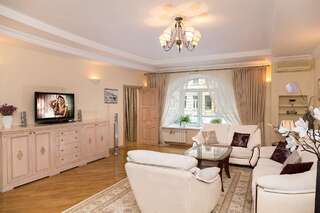 Апартаменты Kiev 24 Apartments Киев Просторные апартаменты с 2 спальнями — Пассаж, ул. Крещатик, 15-1